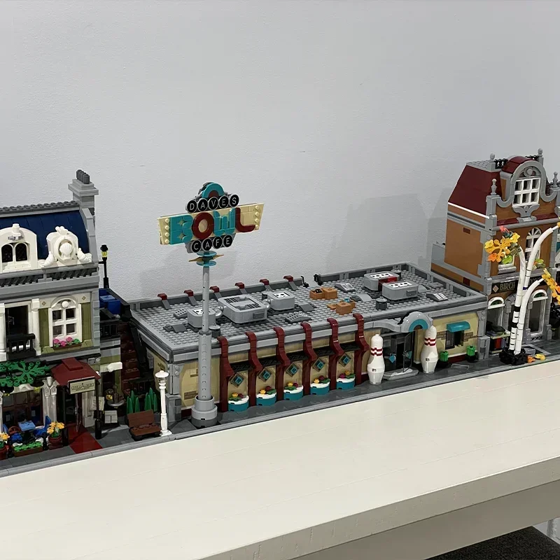 2795PCS MOC Retro Bowling Alle - đánh giá và giá Moc Modular Building Street View Bricks